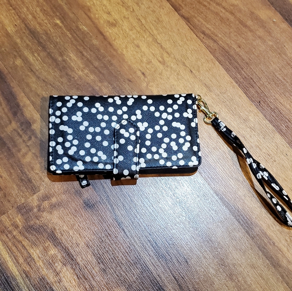 Black and White Polka Dot Wristlet